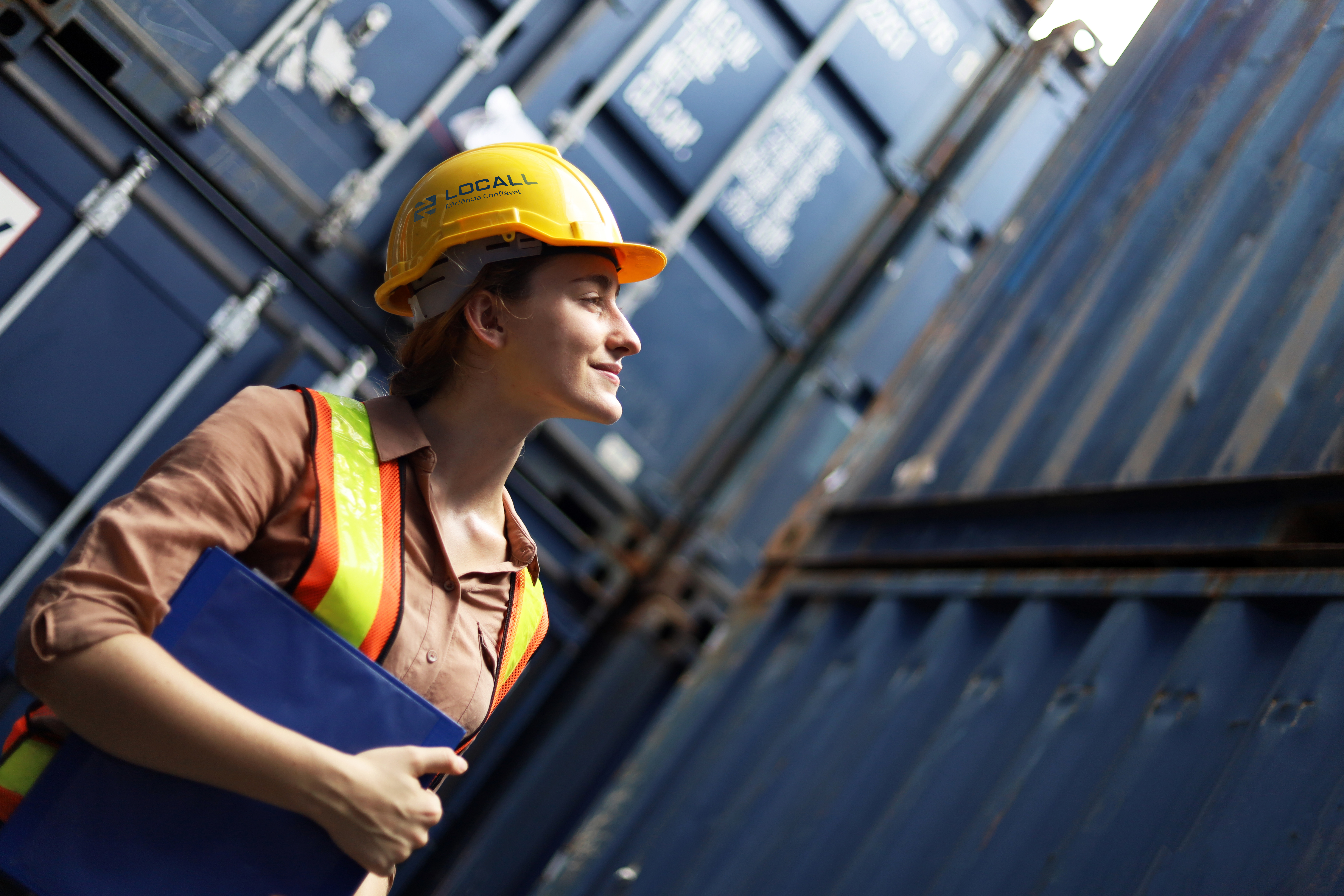 Quanto pesa um container? - Locall | Empresa de Locação de Containers em Barra Bonita/SP